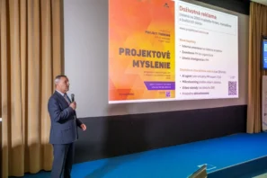 konferencia eFocus projektový manažment 2025, Petr Všetečka prezentuje novú knihu Projektové myslenie 4.0